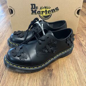 DR MARTENS 1461 Flower black leather rare oxfords shoes women’s 8 new